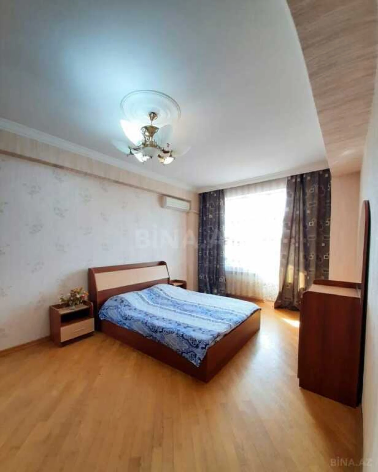 Satılır 3 otaqlı mənzil 90 m²