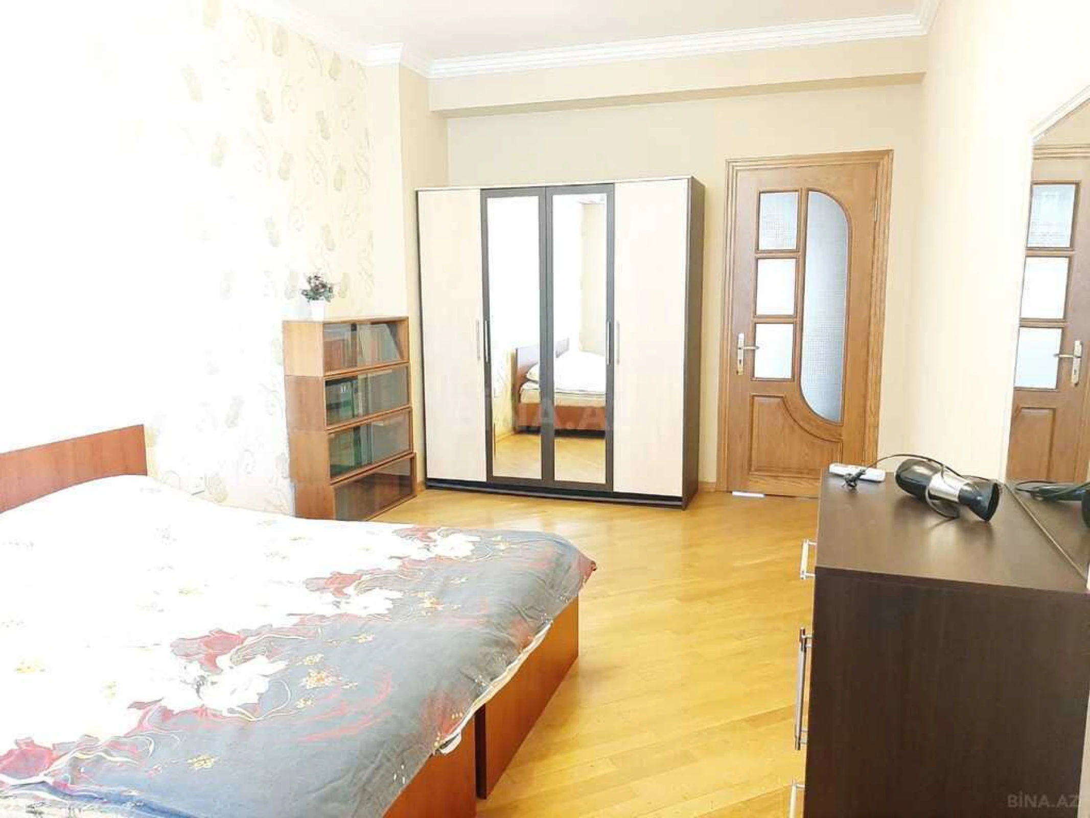 Satılır 3 otaqlı mənzil 90 m²