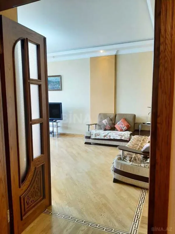 Satılır 3 otaqlı mənzil 90 m²