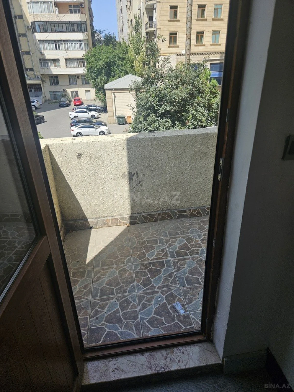 Kirayə verilir 1 otaqlı ofis 26 m²