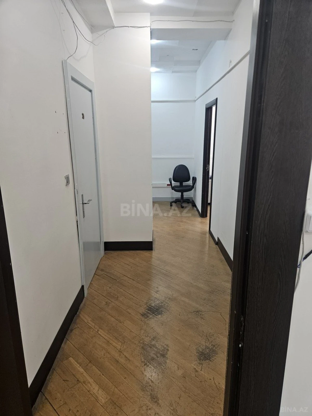 Kirayə verilir 1 otaqlı ofis 26 m²