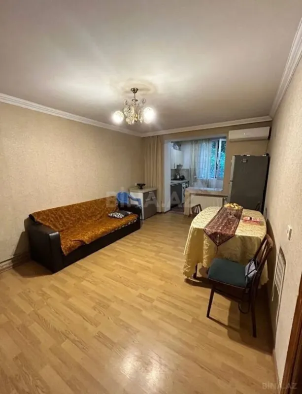 Satılır 3 otaqlı mənzil 70 m²