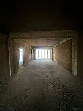 Satılır 5 otaqlı mənzil 325 m²