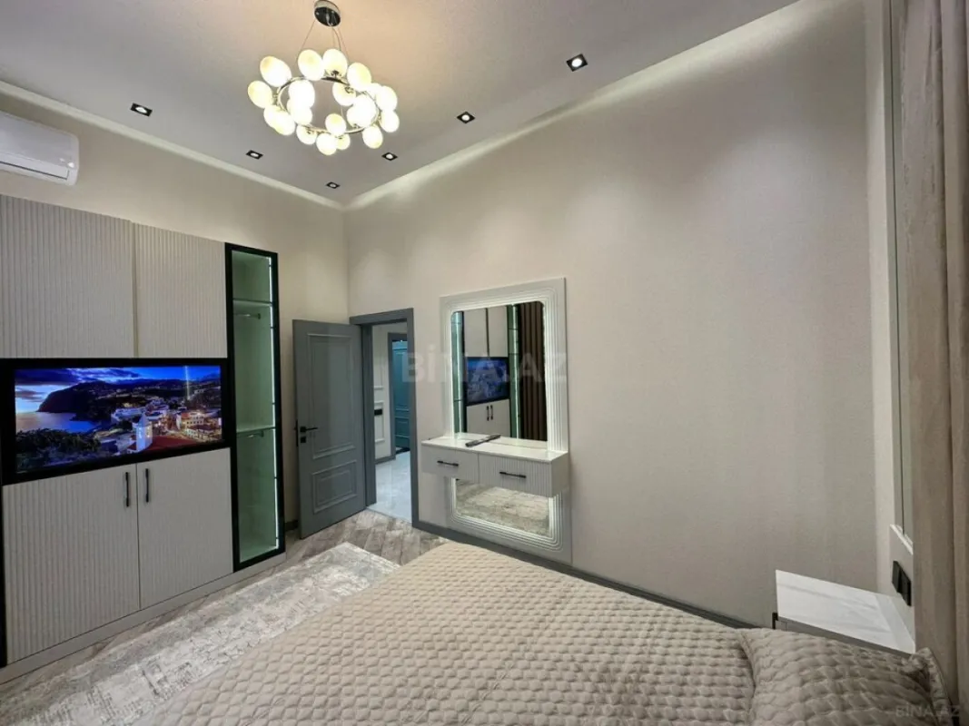 Satılır 4 otaqlı həyət evi 140 m²