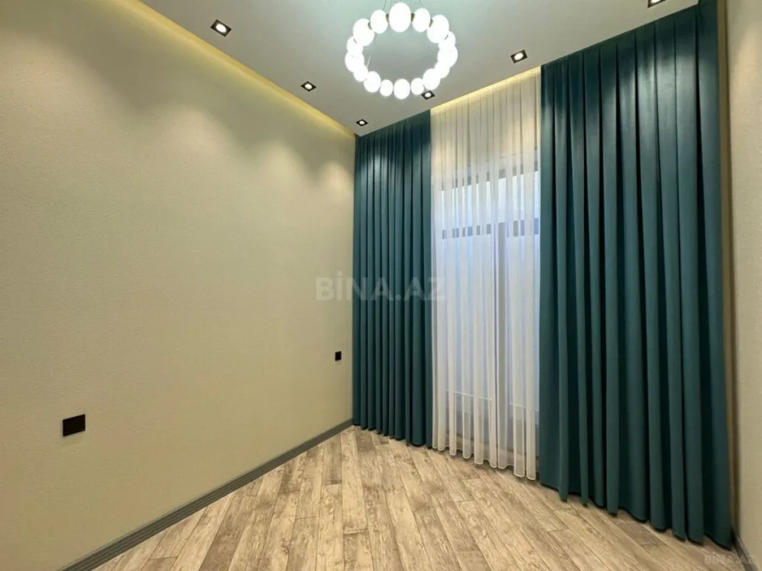 Satılır 4 otaqlı həyət evi 140 m²