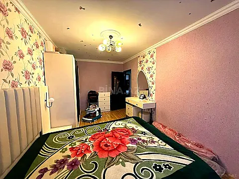 Satılır 5 otaqlı mənzil 120 m²