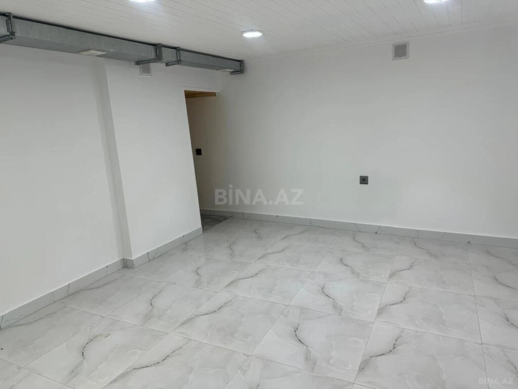 Satılır obyekt 35 m²
