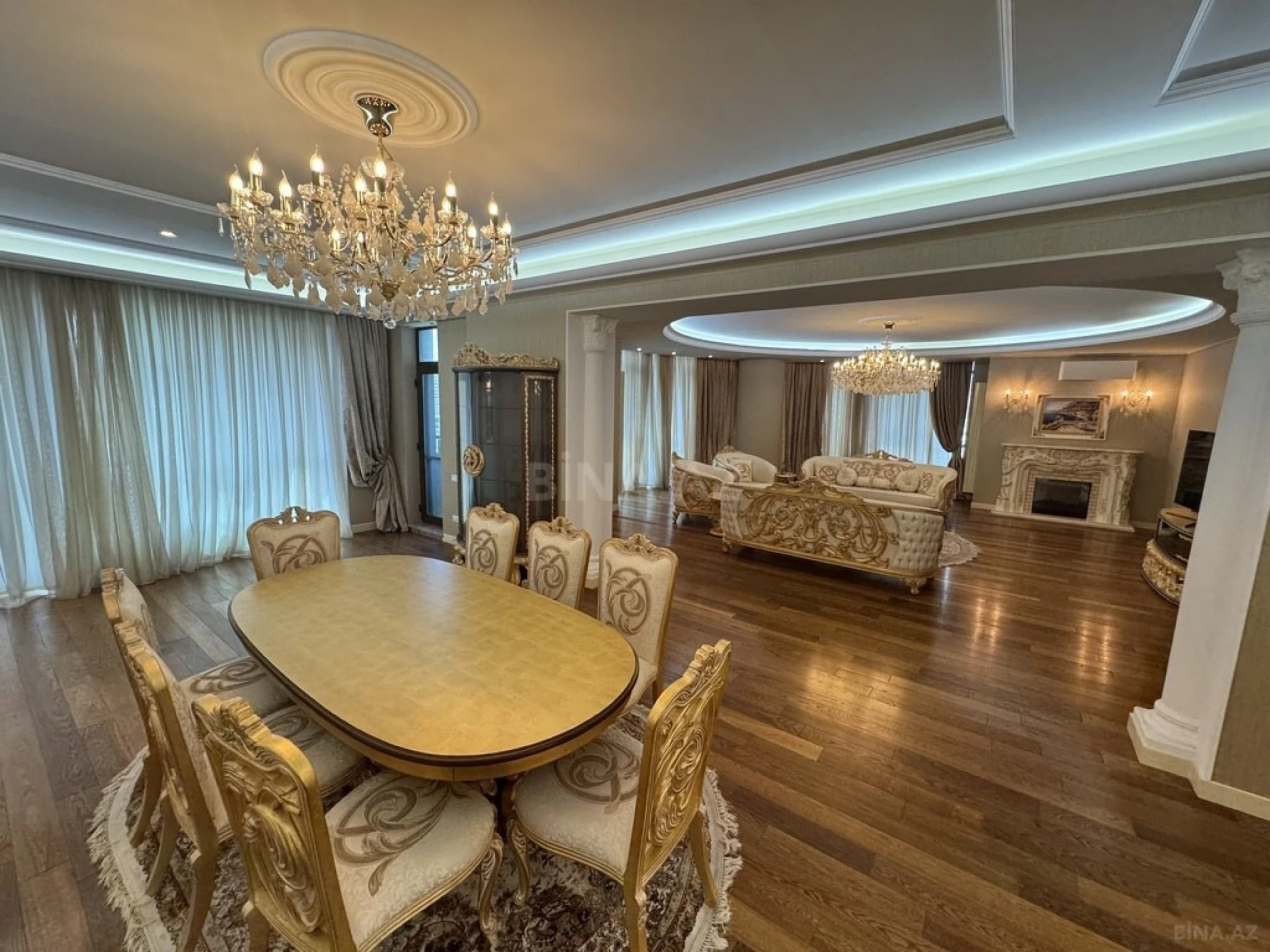 Satılır 6 otaqlı mənzil 470 m²