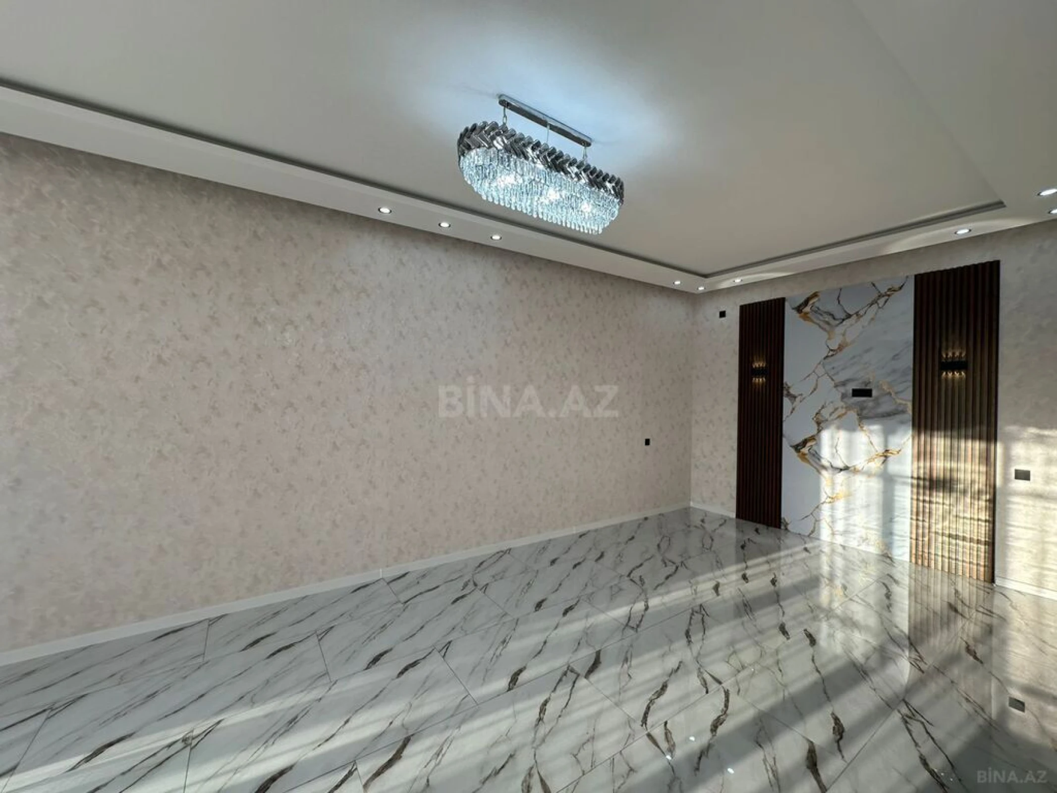 Satılır 5 otaqlı həyət evi 200 m²