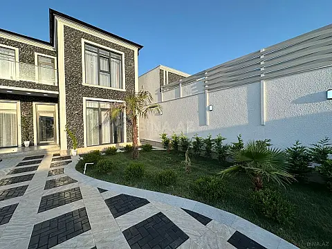 Satılır 5 otaqlı həyət evi 200 m²