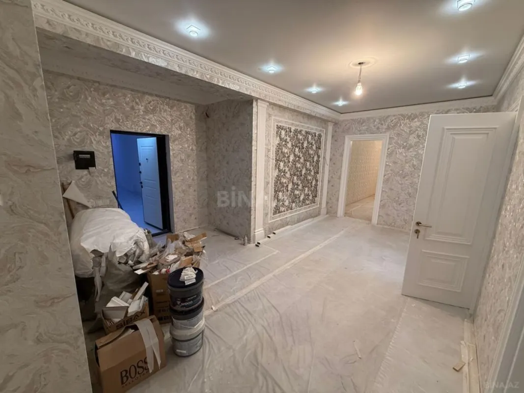 Satılır 3 otaqlı mənzil 150 m²