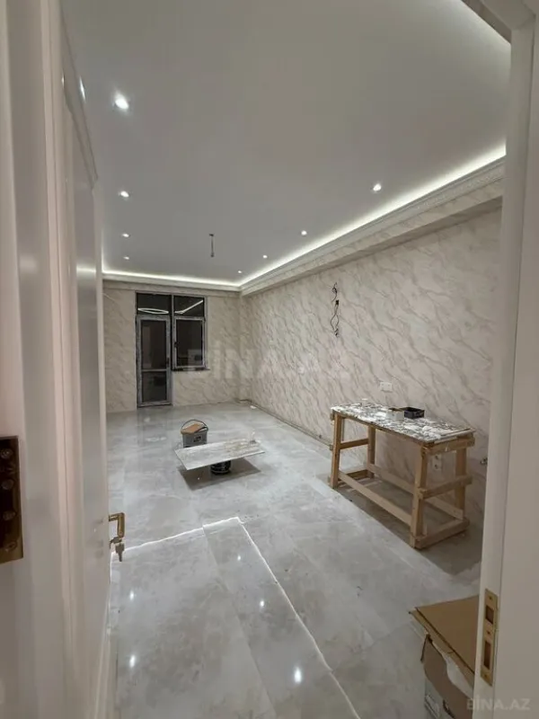 Satılır 3 otaqlı mənzil 150 m²