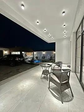 Kirayə verilir 5 otaqlı həyət evi 300 m²