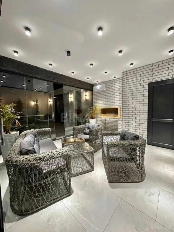 Kirayə verilir 5 otaqlı həyət evi 300 m²