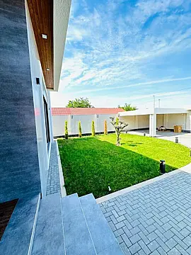 Kirayə verilir 4 otaqlı həyət evi 280 m²