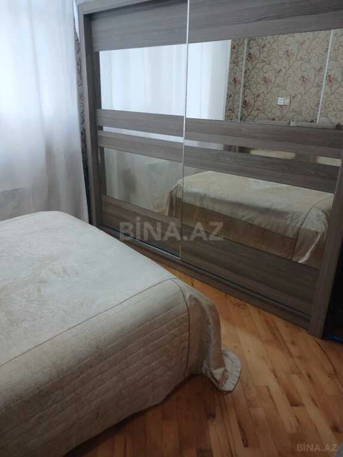Satılır 3 otaqlı mənzil 83 m²