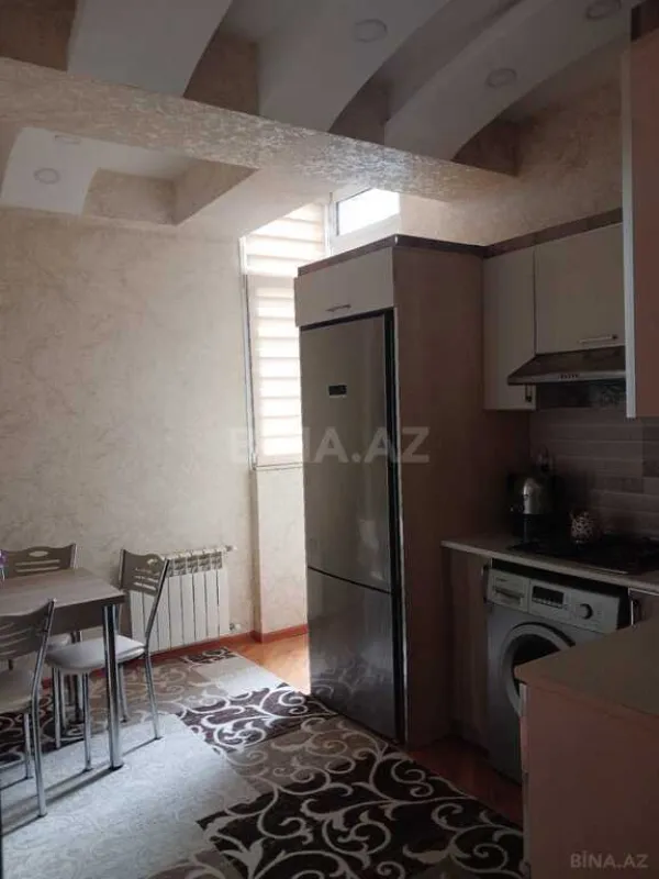 Satılır 3 otaqlı mənzil 83 m²