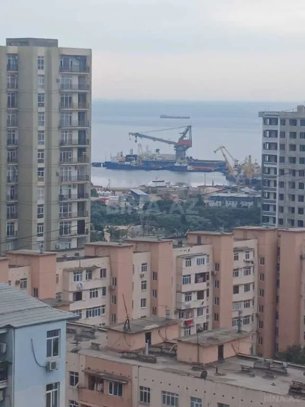 Satılır 3 otaqlı mənzil 83 m²