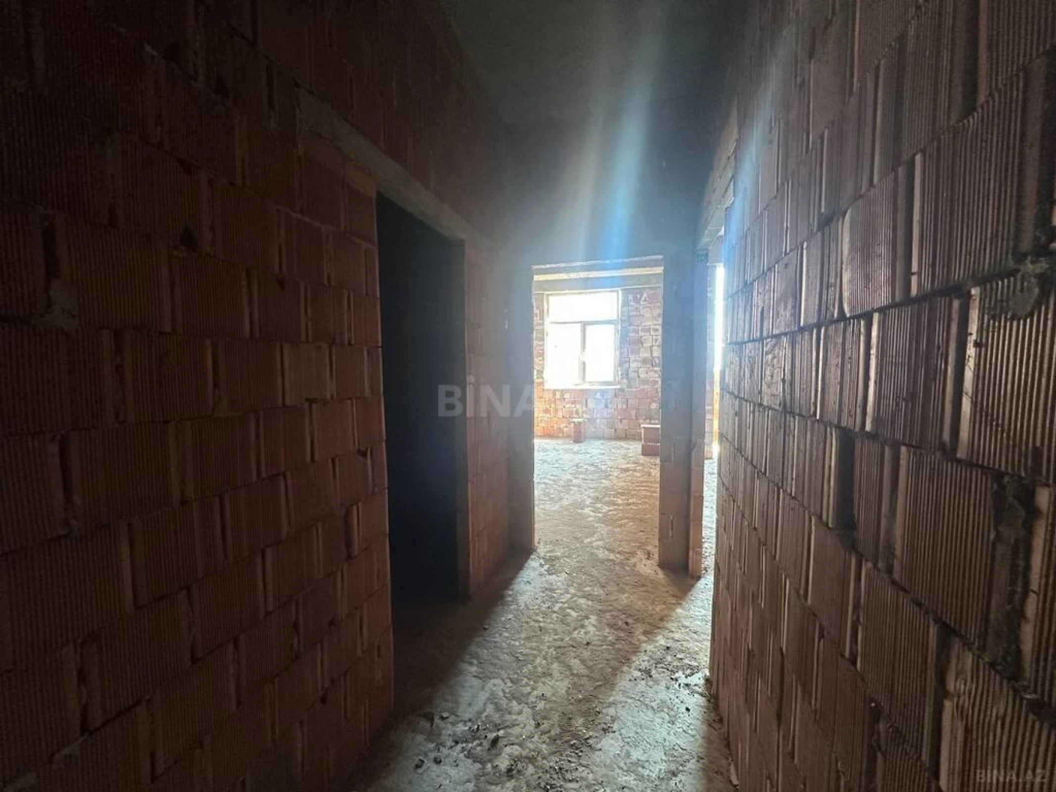 Satılır 1 otaqlı mənzil 50 m²