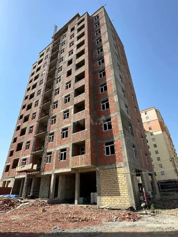 Satılır 2 otaqlı mənzil 69 m²