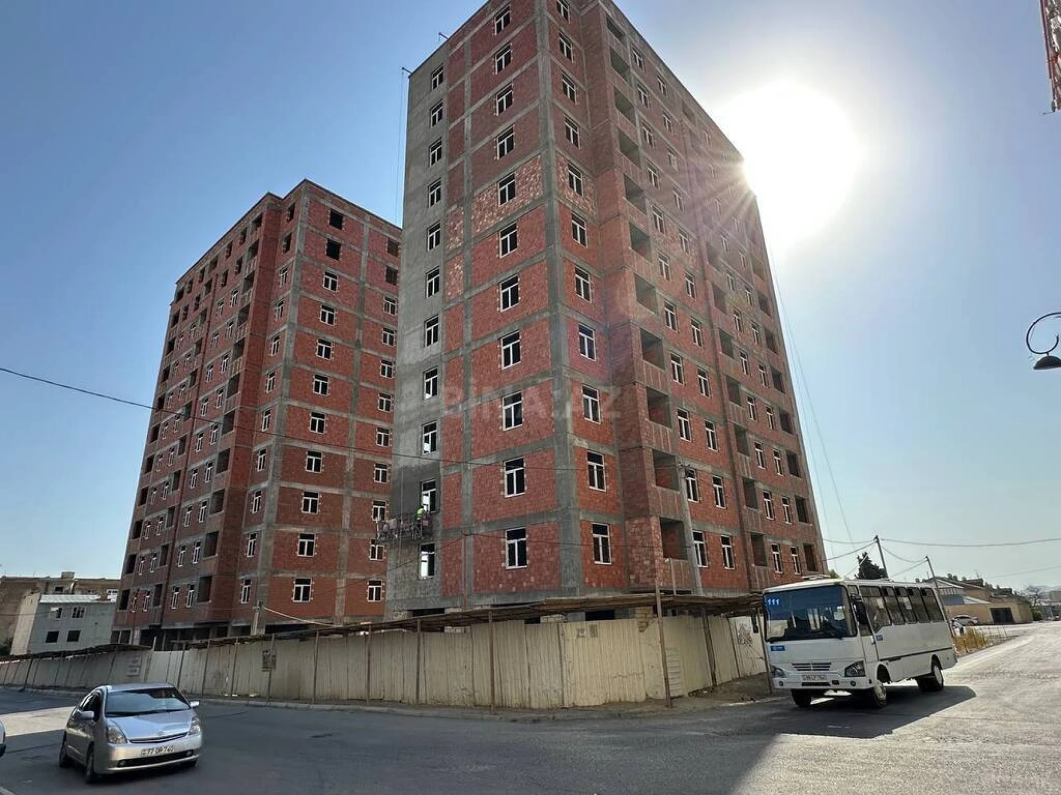 Satılır 2 otaqlı mənzil 69 m²