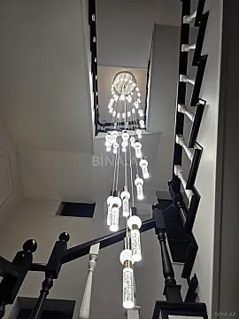 Satılır 9 otaqlı həyət evi 990 m²
