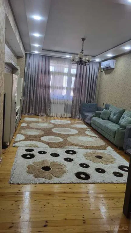 Satılır 3 otaqlı mənzil 139 m²