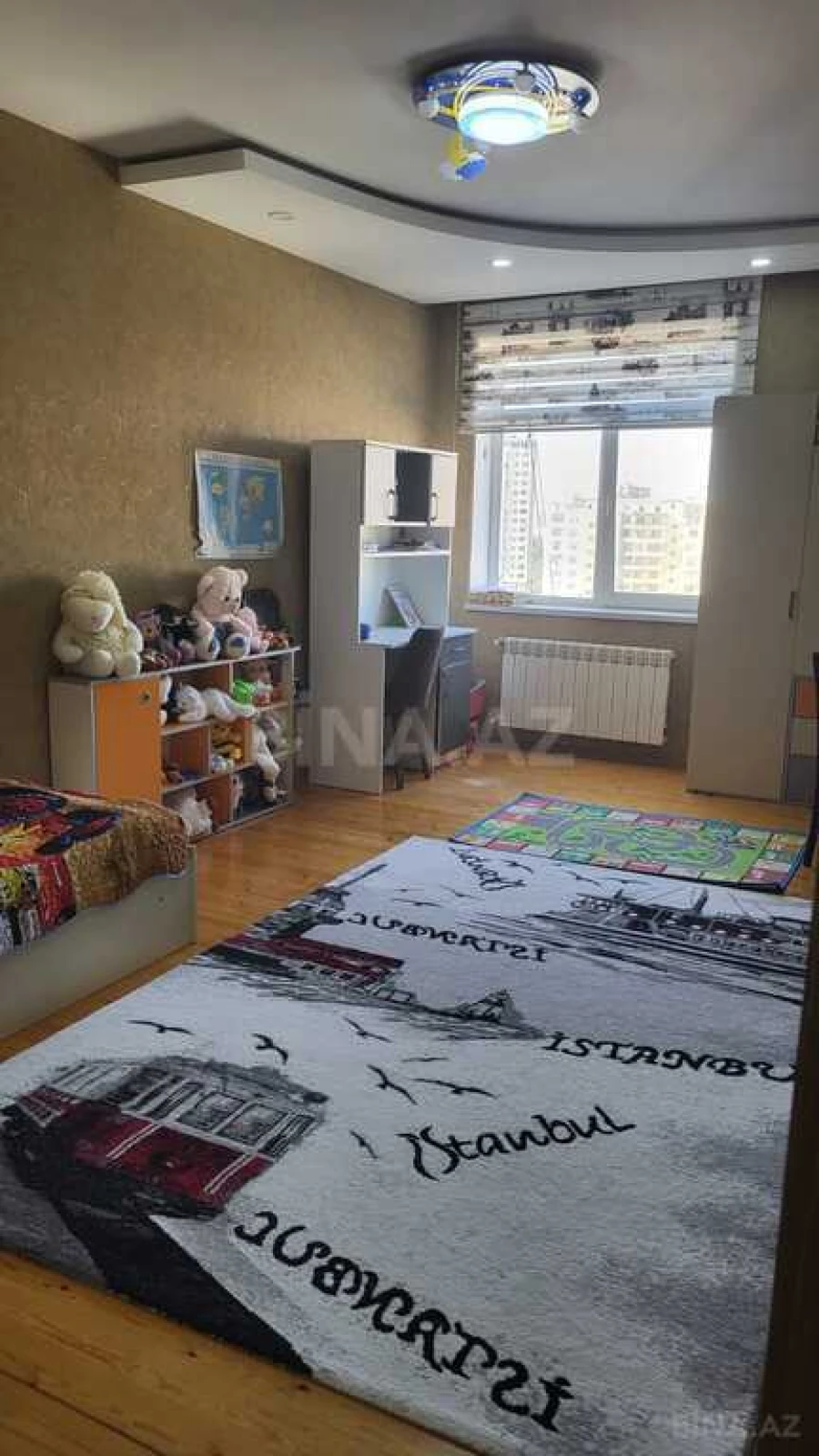 Satılır 3 otaqlı mənzil 139 m²