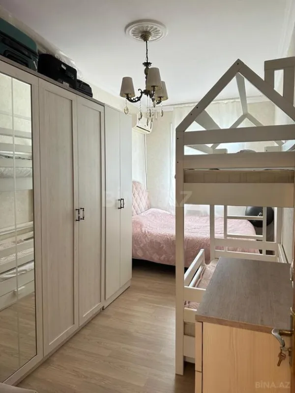 Satılır 2 otaqlı mənzil 54 m²