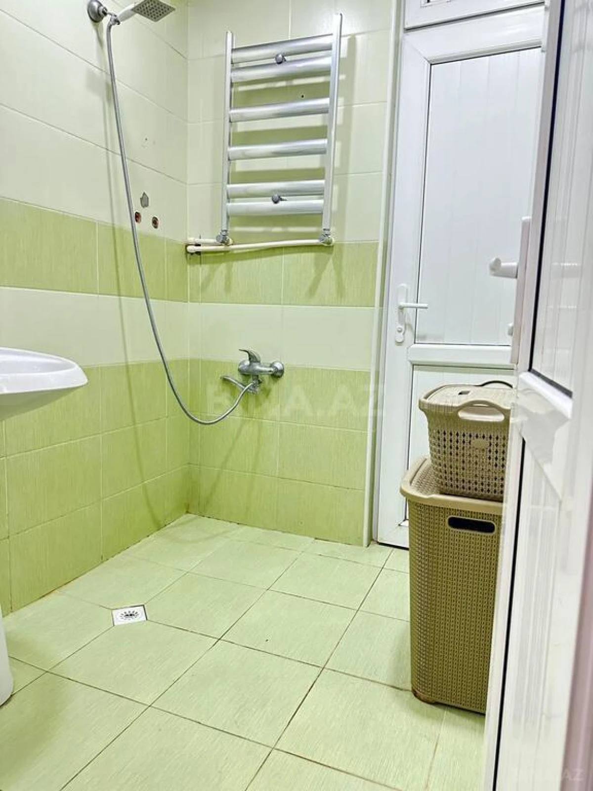 Satılır 2 otaqlı mənzil 54 m²