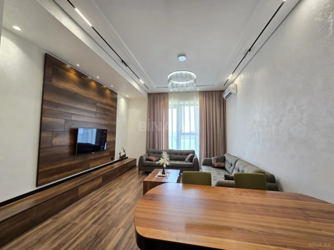 Kirayə verilir 3 otaqlı mənzil 109 m²
