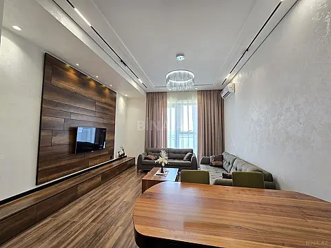 Kirayə verilir 3 otaqlı mənzil 109 m²