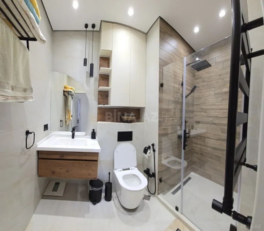 Kirayə verilir 3 otaqlı mənzil 109 m²