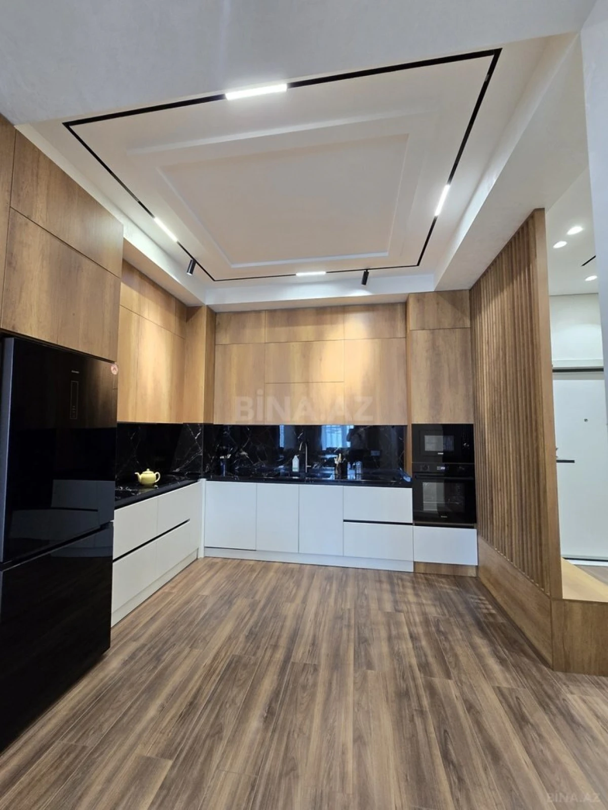 Kirayə verilir 3 otaqlı mənzil 109 m²