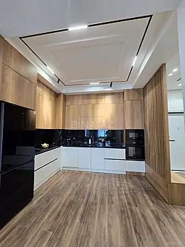 Kirayə verilir 3 otaqlı mənzil 109 m²