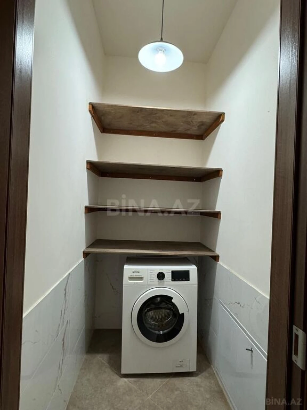 Satılır 3 otaqlı mənzil 125 m²
