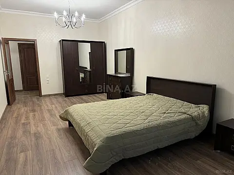 Satılır 3 otaqlı mənzil 125 m²