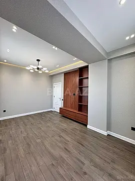 Satılır 2 otaqlı mənzil 63 m²