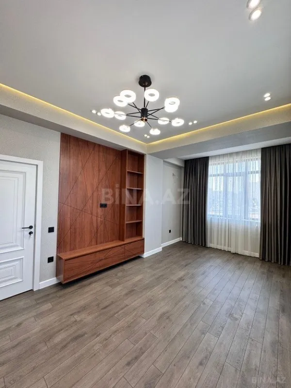 Satılır 2 otaqlı mənzil 63 m²