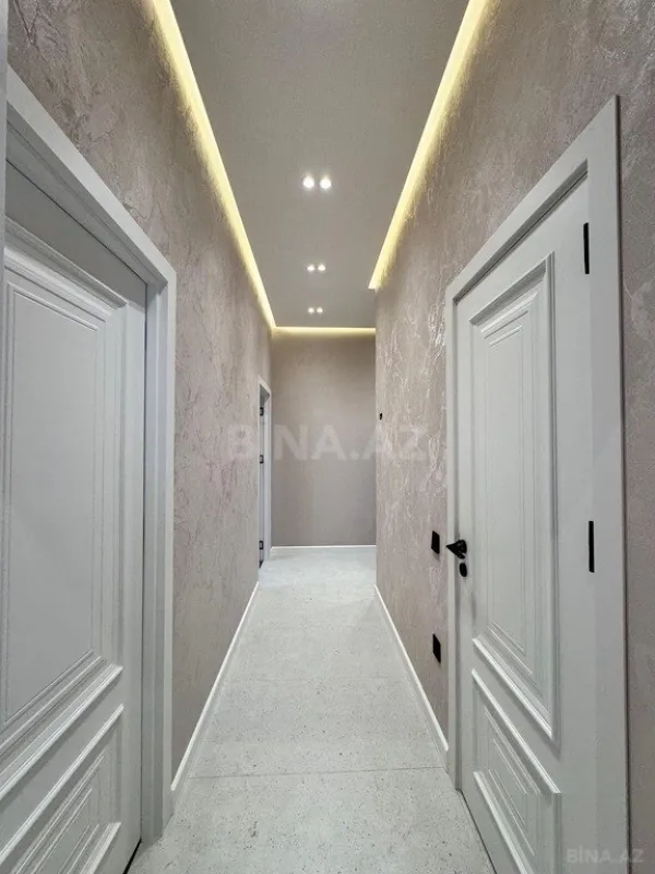 Satılır 2 otaqlı mənzil 63 m²
