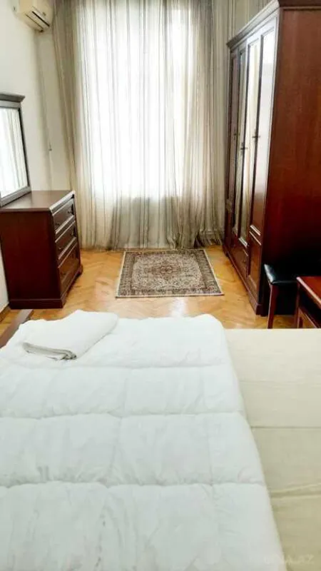 Satılır 3 otaqlı mənzil 80 m²