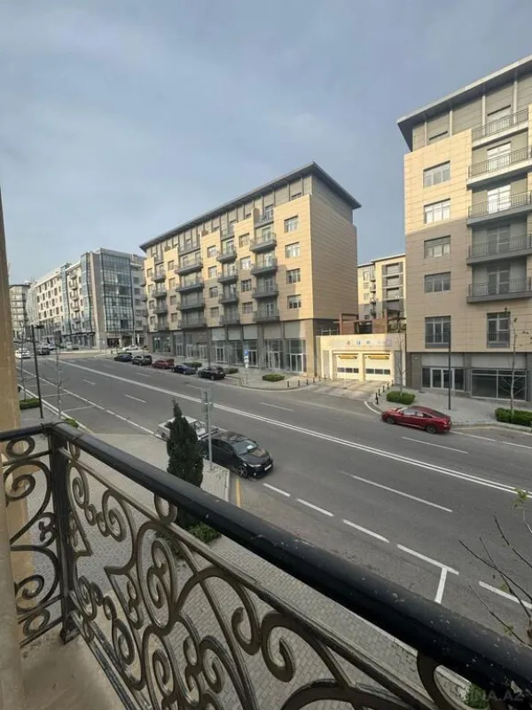 Kirayə verilir obyekt 145 m²