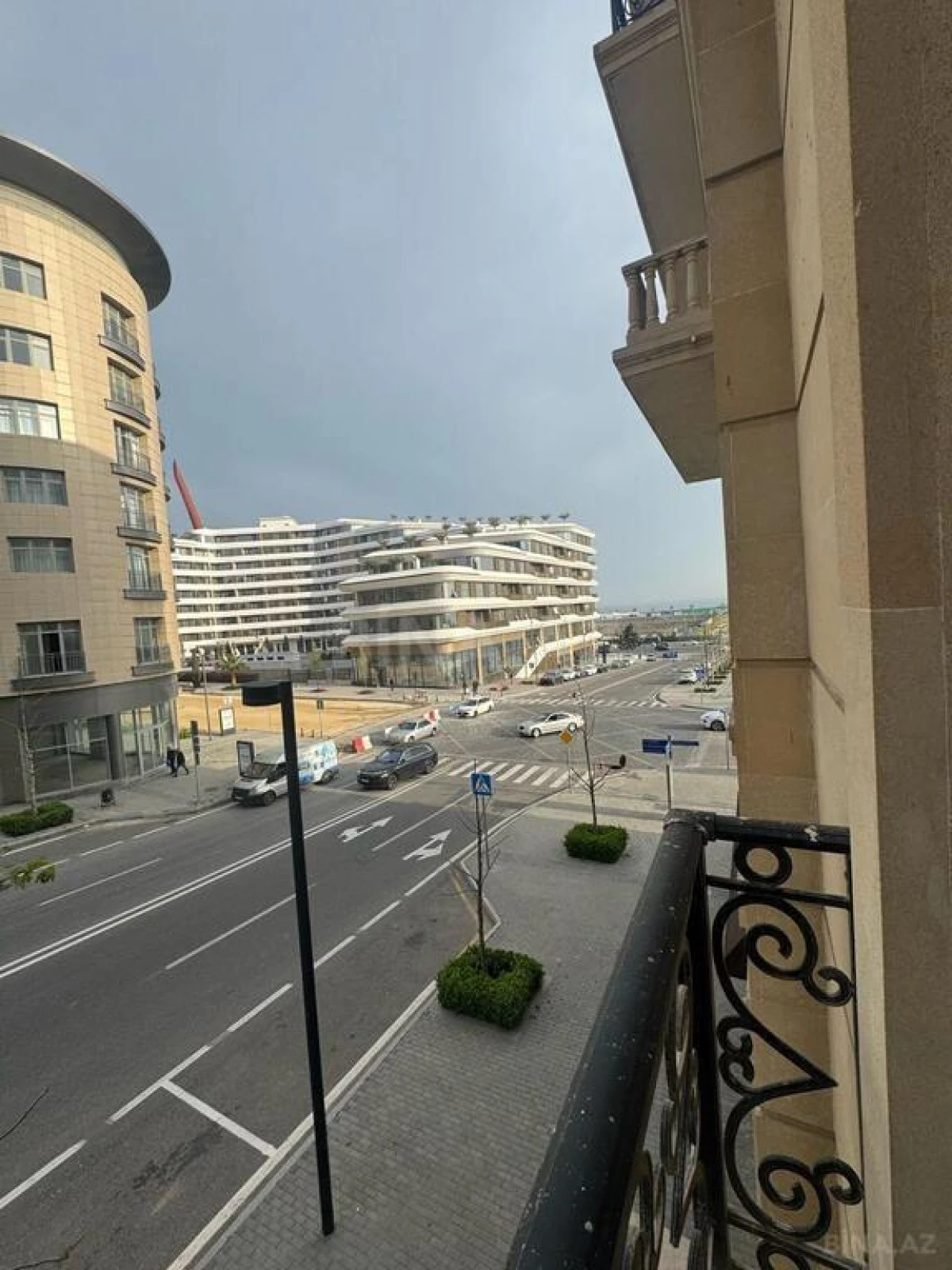 Kirayə verilir obyekt 145 m²