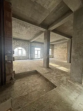 Kirayə verilir obyekt 145 m²