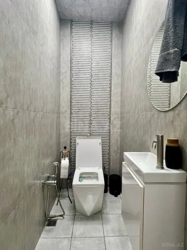 Satılır 3 otaqlı mənzil 146 m²