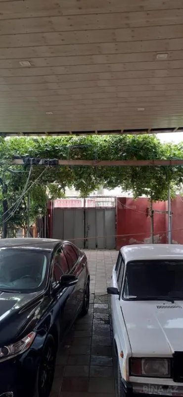 Satılır 4 otaqlı həyət evi 120 m²