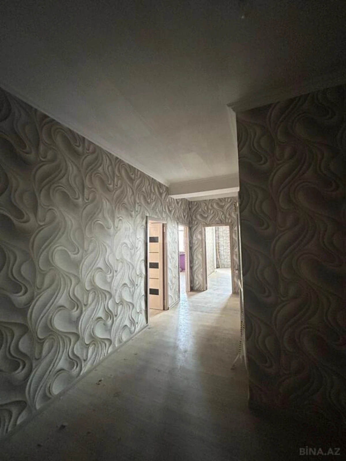 Satılır 2 otaqlı mənzil 120 m²