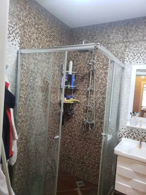 Satılır 3 otaqlı mənzil 115 m²
