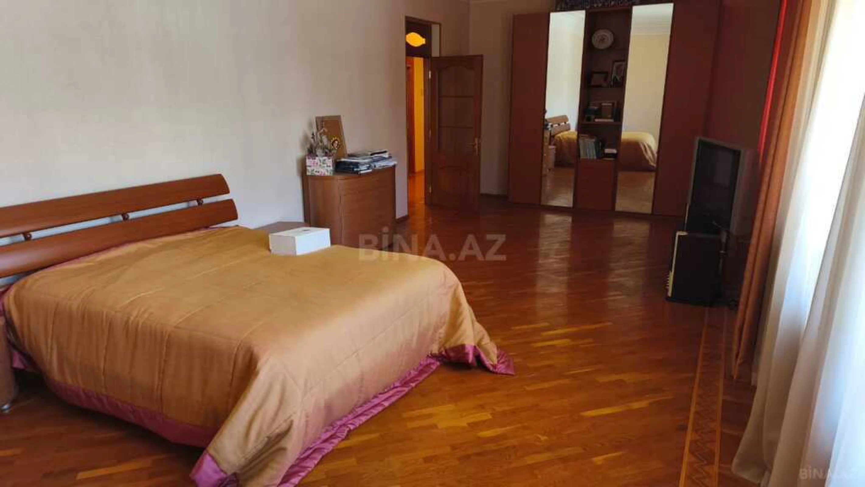 Kirayə verilir 5 otaqlı həyət evi 420 m²