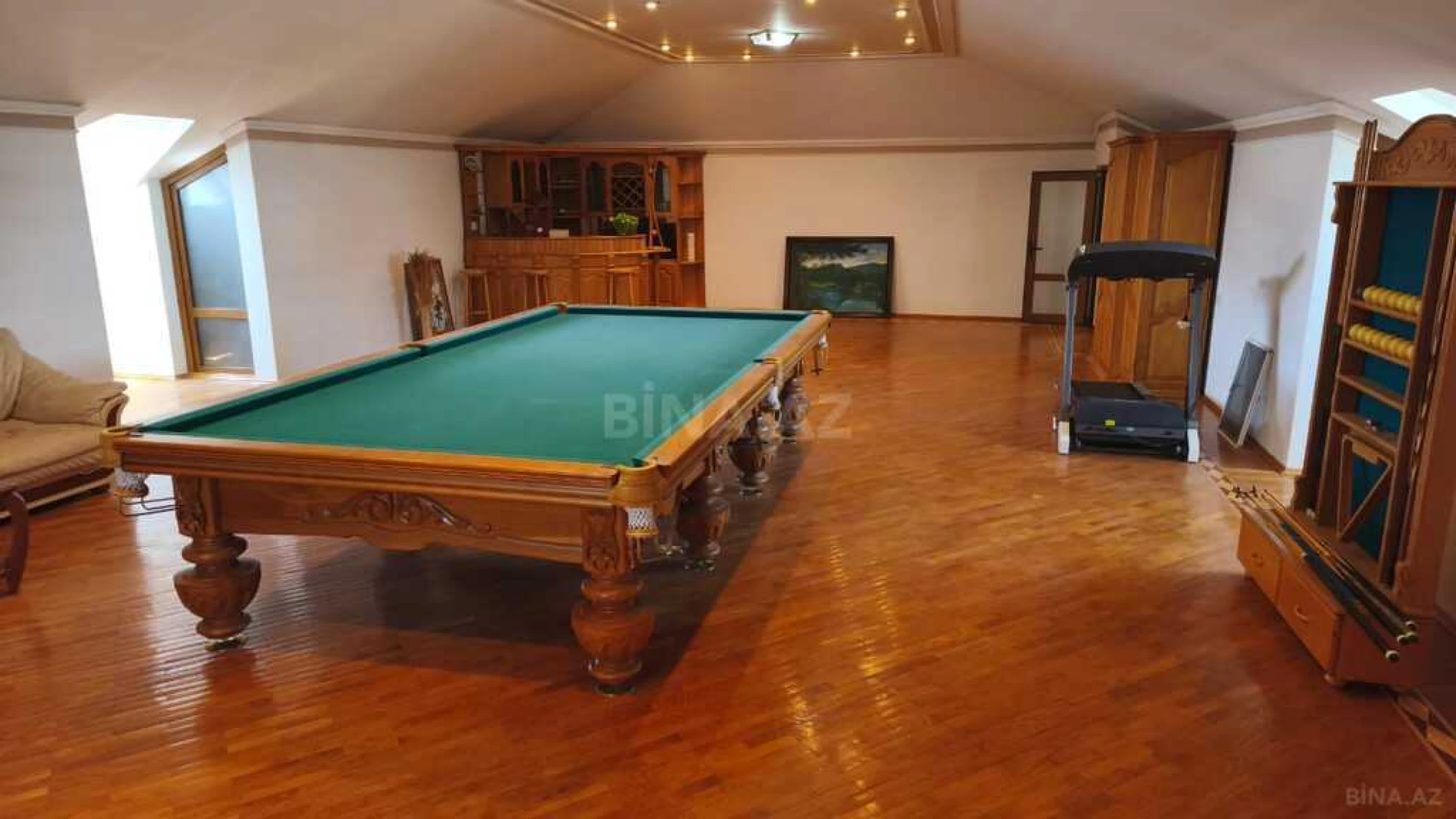 Kirayə verilir 5 otaqlı həyət evi 420 m²